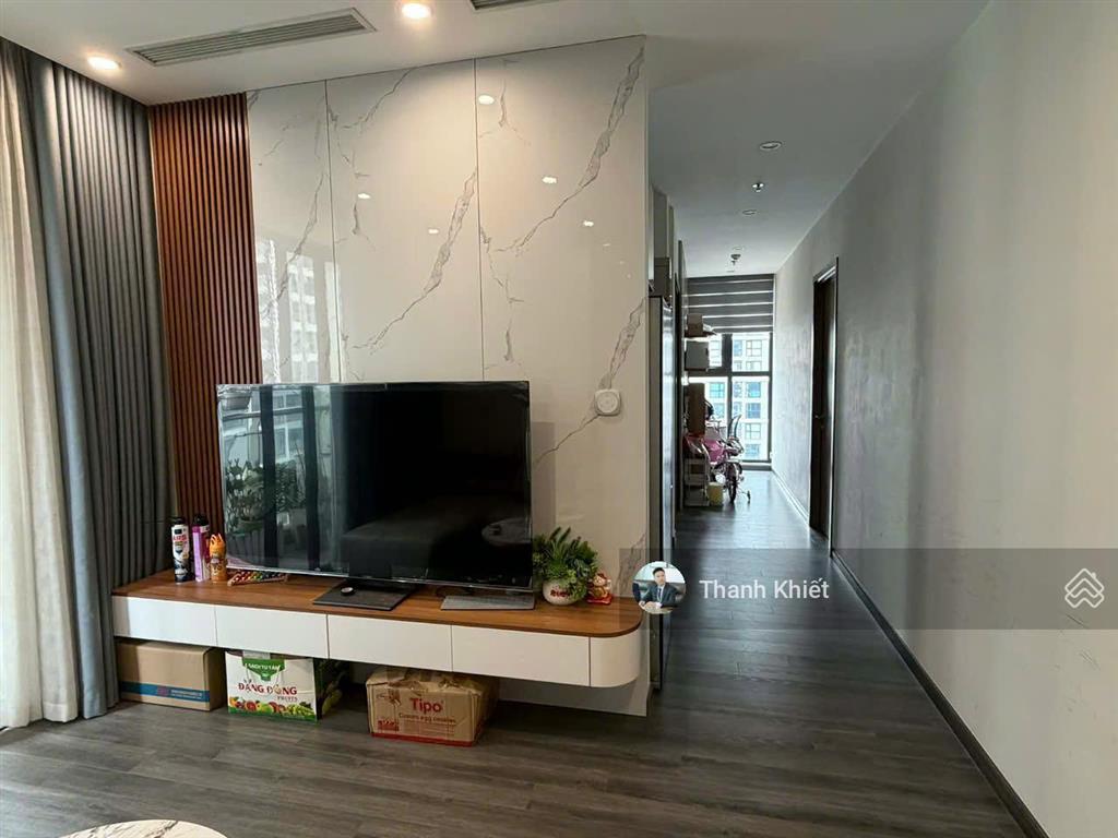 Cực hiếm, bán gấp căn 2 ngủ tonkin full đồ, sẵn sổ  0983 894 ***