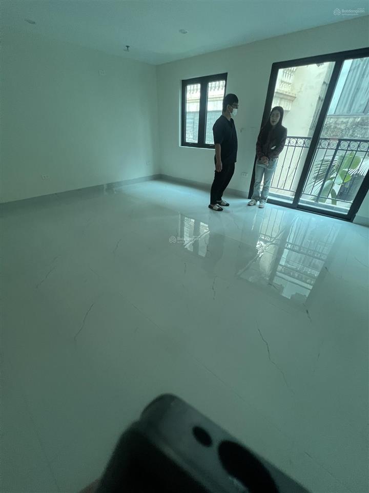 Cho thuê nhà mặt phố đình thôn căn góc 2 mặt tiền, diện tích 45m2 x 4 tầng