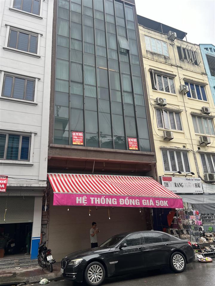Cho thuê nhà mặt phố nguyễn trãi ngay ngã 4 giao thông thuận tiện,diện tích 100m2 x 6 tầng, mt 6,5m