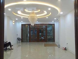 Cho thuê nhà mặt phố cửa đông, diện tích 120m2 x 2,5 tầng, mặt tiền 5m