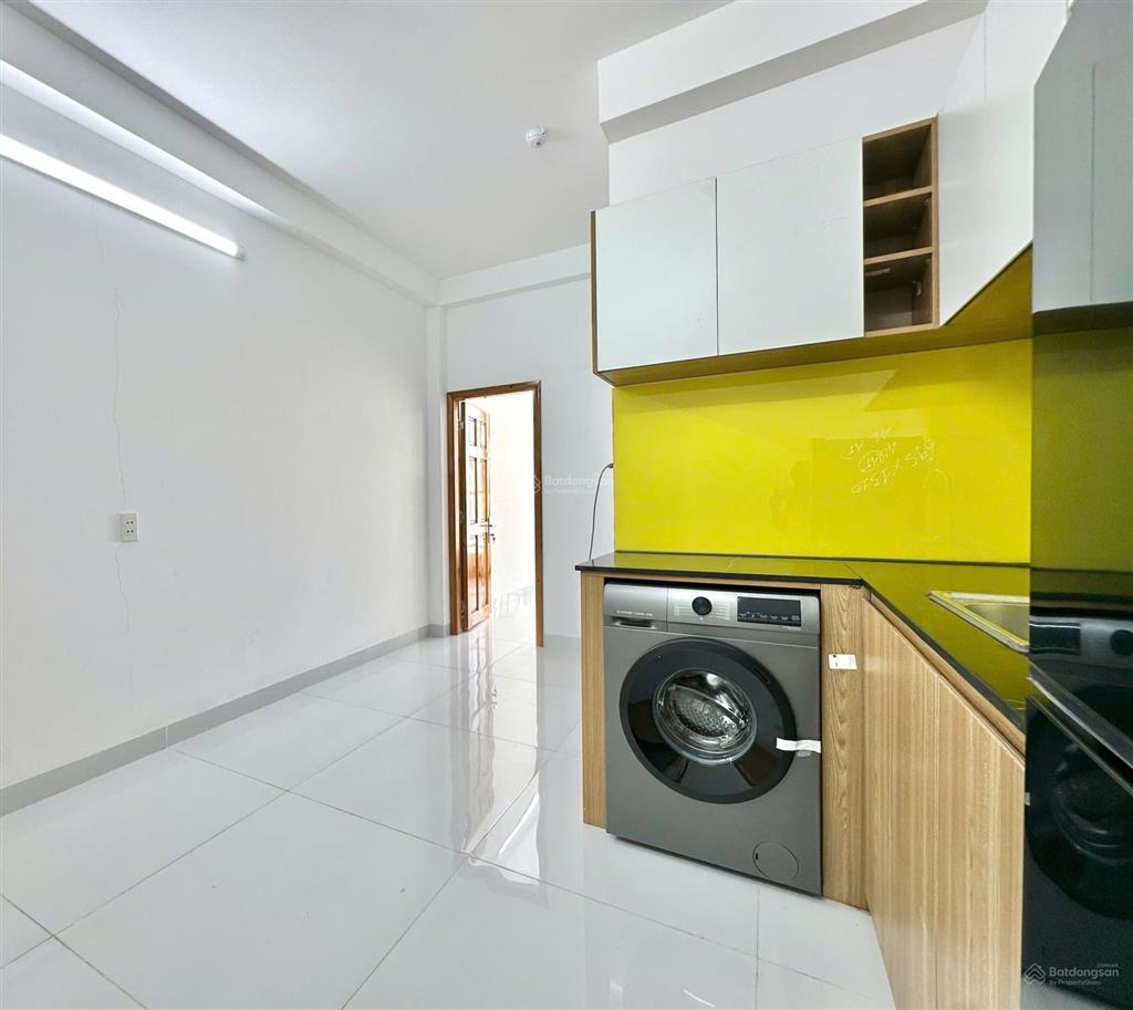 Khai trương chdv mới xây thang máy + pccc đầy đủ 1pn 1pk 50m2 bancol full nội thất gần hàng xanh