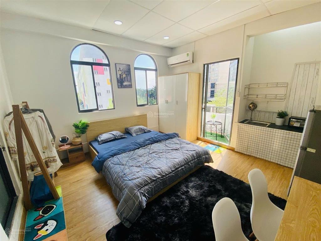 Cho thuê studio penthouse balcony 30m2 gần saigon pearl, vinhomes, cầu thủ thiêm