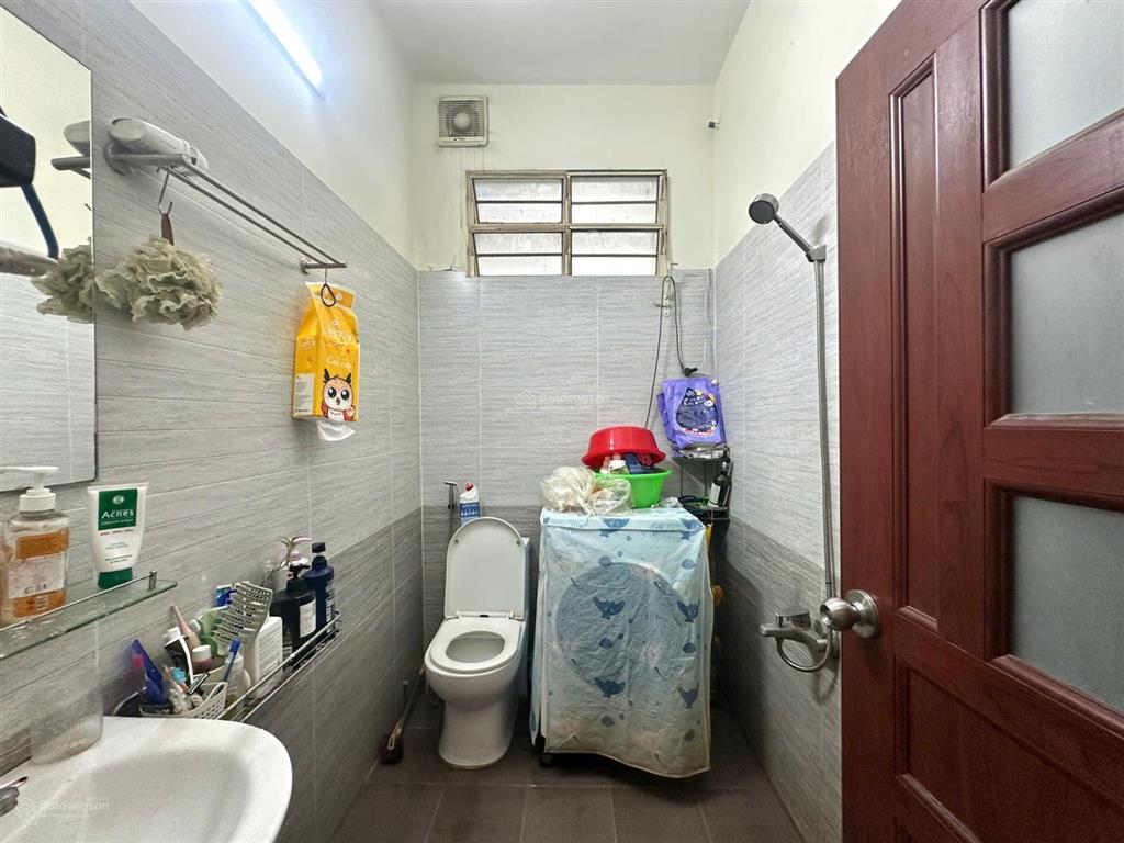 Cho thuê 2pn 1wc cửa sổ thoáng đầy đủ nội thất sát bên phan xích long  ngã tư phú nhuận