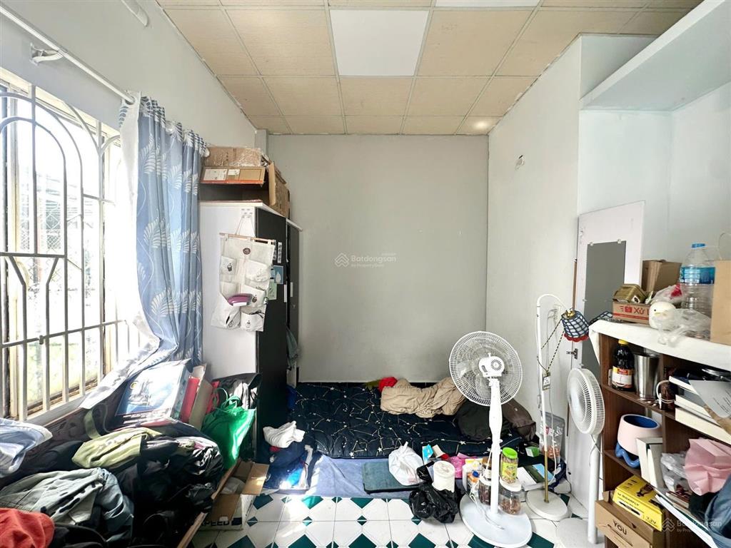 Cho thuê 2pn 1wc cửa sổ thoáng đầy đủ nội thất sát bên phan xích long  ngã tư phú nhuận