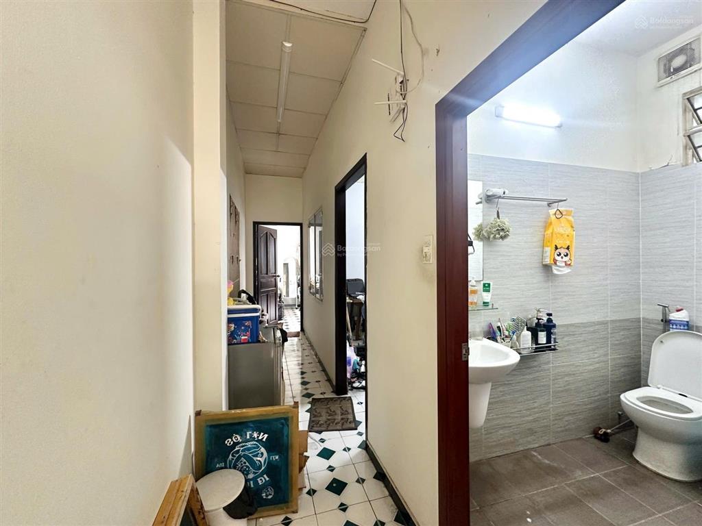 Cho thuê 2pn 1wc cửa sổ thoáng đầy đủ nội thất sát bên phan xích long  ngã tư phú nhuận