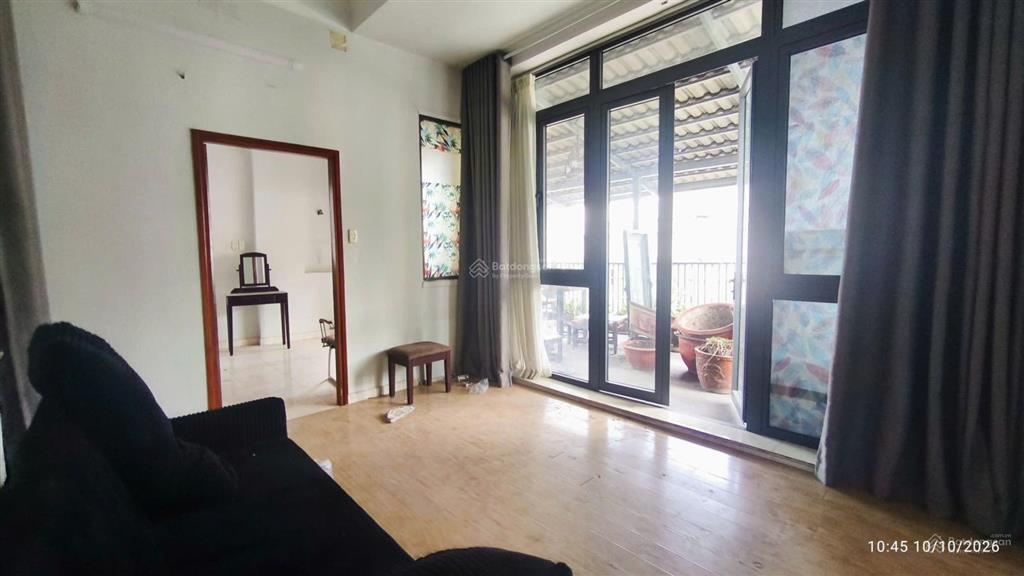 Cho thuê 2pn bancol siêu to siêu chill + full nội thất sát bên phan xích long, ngã tư phú nhuận