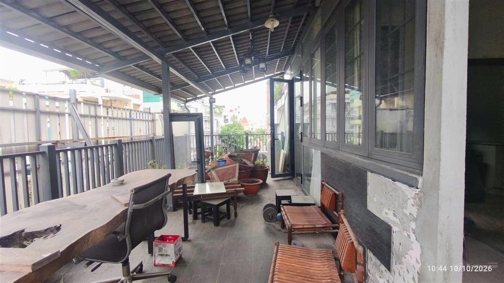 Cho thuê 2pn bancol siêu to siêu chill + full nội thất sát bên phan xích long, ngã tư phú nhuận