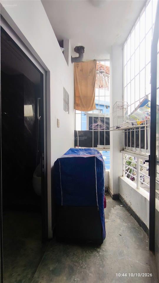 Cho thuê 2pn bancol siêu to siêu chill + full nội thất sát bên phan xích long, ngã tư phú nhuận