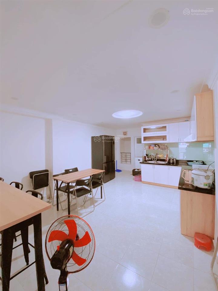 Sleepbox cao cấp bình thạnh gần ngã tư hàng xanh và các trường đại học