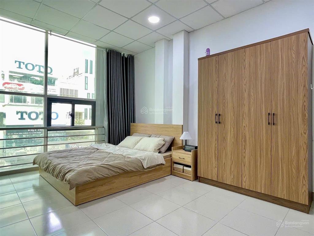 Căn hộ 2 phòng ngủ ngay cầu kiệu  gần ngã tư phú nhuận  có thang máy