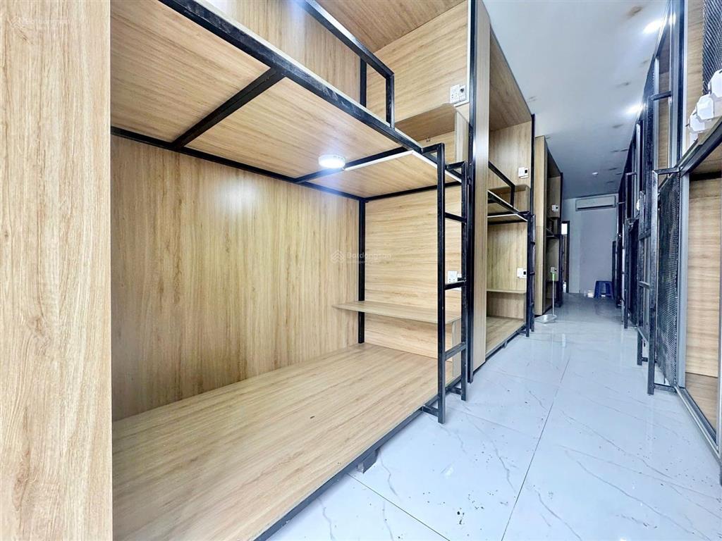 Sleepbox mới 100% có thang máy + ban công  gần cđ công nghệ tphcm