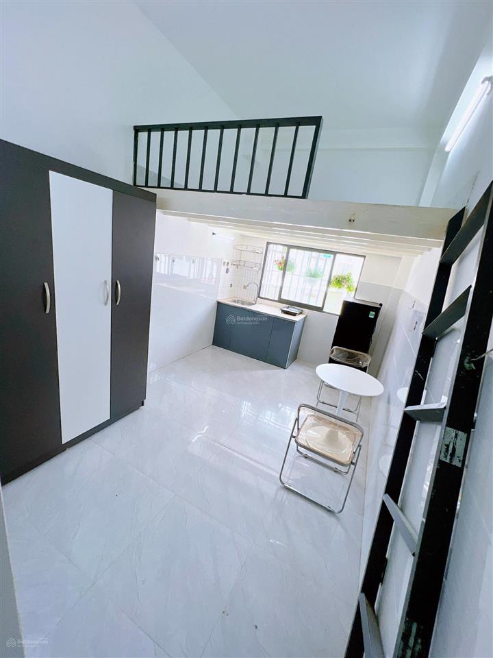 Cho thuê căn hộ duplex 30m2 phụ hợp 3  4 bạn  gần học viện cán bộ