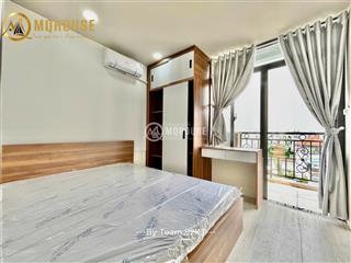 Căn hộ 1 phòng ngủ ngay cầu bông, cửa sổ + ban công full nội thất mới