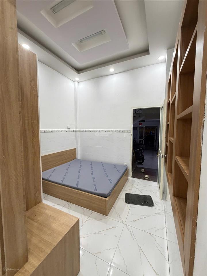 Cho thuê căn hộ 1 phòng ngủ mới 100%  full nt  máy giặt riêng