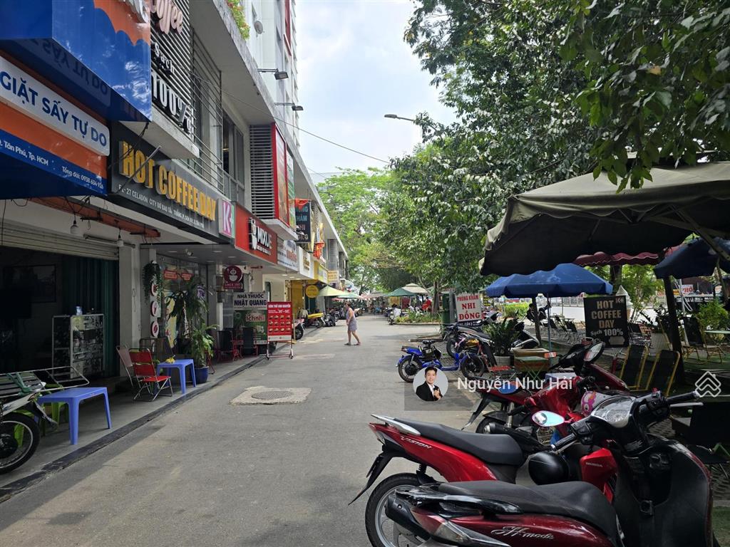 Duy nhất bán shophouse celadon city sát aeon mall ngang 16 mét giá 19 tỷ lợi nhuận 30%0931 280 ***
