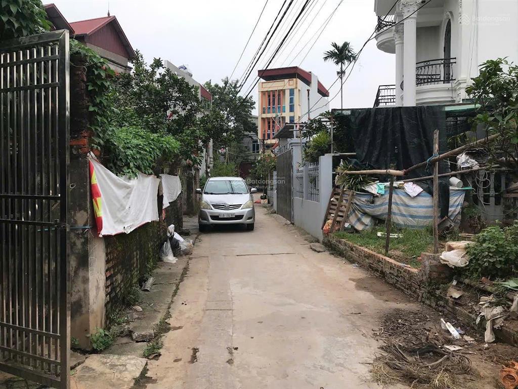 Chính chủ bán lô góc 2 mặt tiền 63m2  tráng việt  ngõ 4m ô tô vào đất