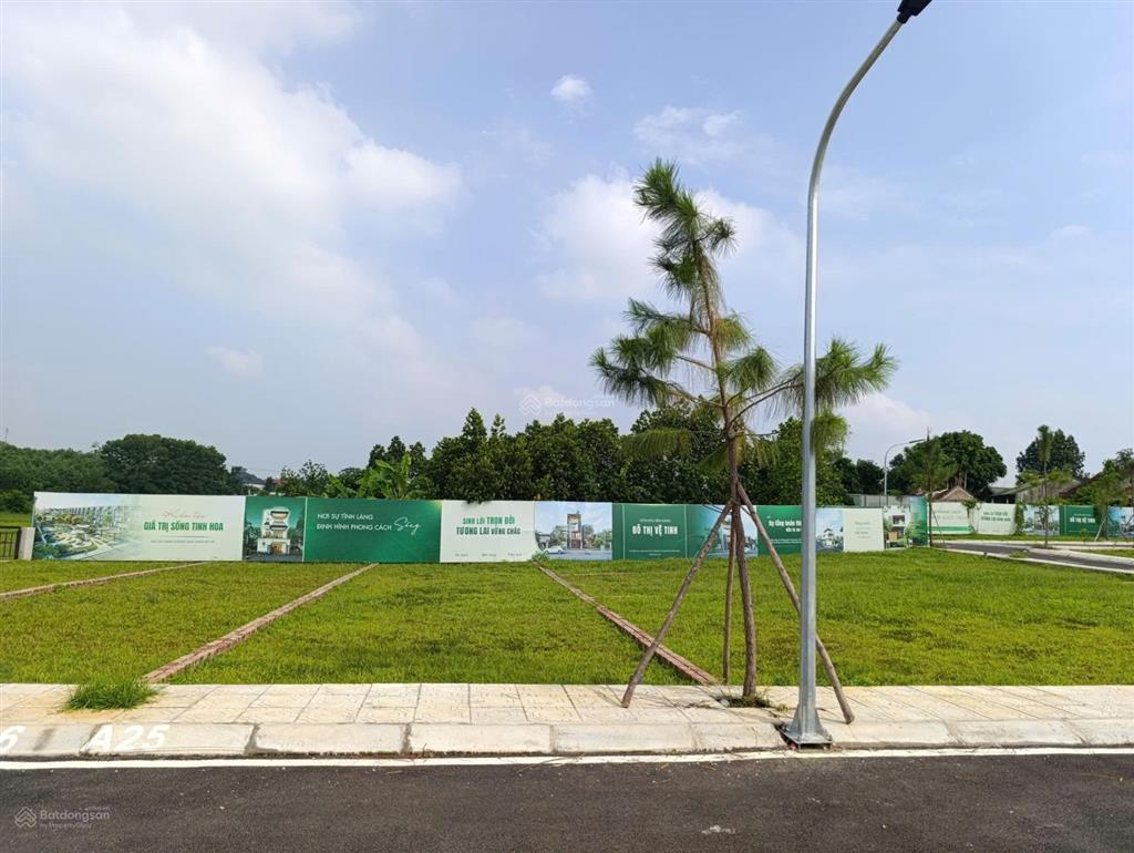 Bán đất gần khu công nghệ cao hòa lạc 100m², mặt tiền 6m, sổ đỏ sẵn, giá 2 tỷ