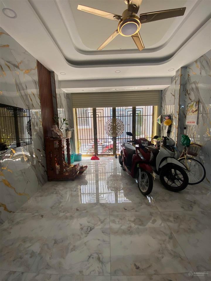 Nhà nguyễn xí 4pn hẻm xe hơi thông chỉ 9.09 tỷ tl