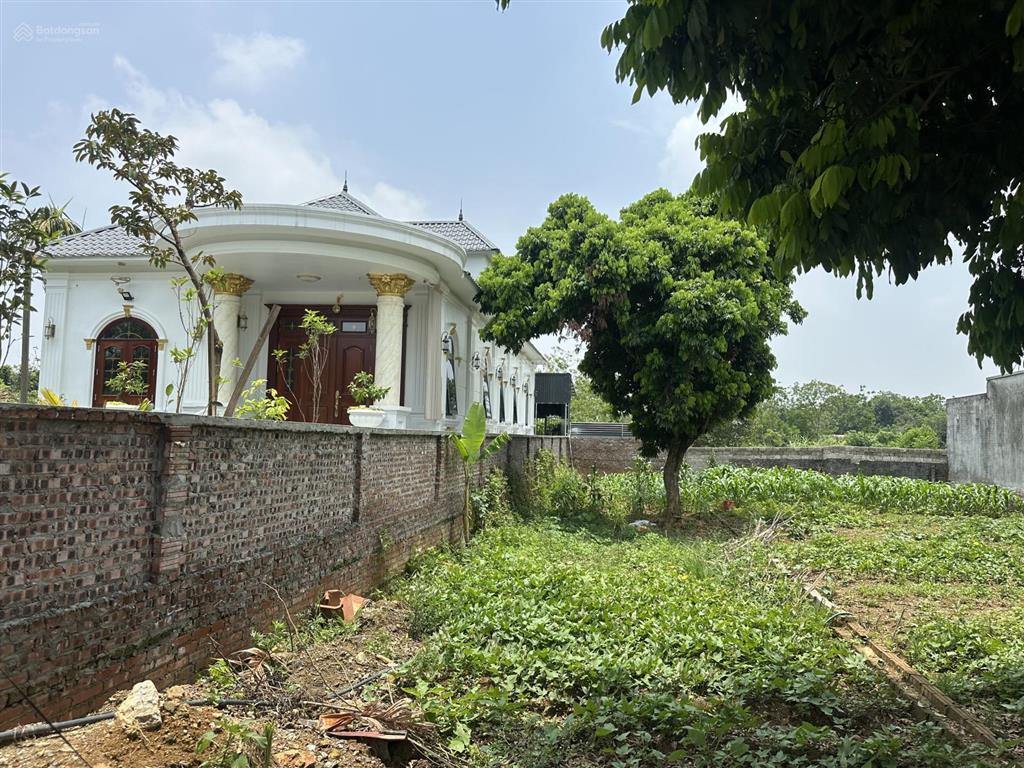 Chính chủ gửi bán lô đất tại lương sơn, hòa bình. diện tích 131m, giá hơn 1 tỷ, ngõ thông, ô tô