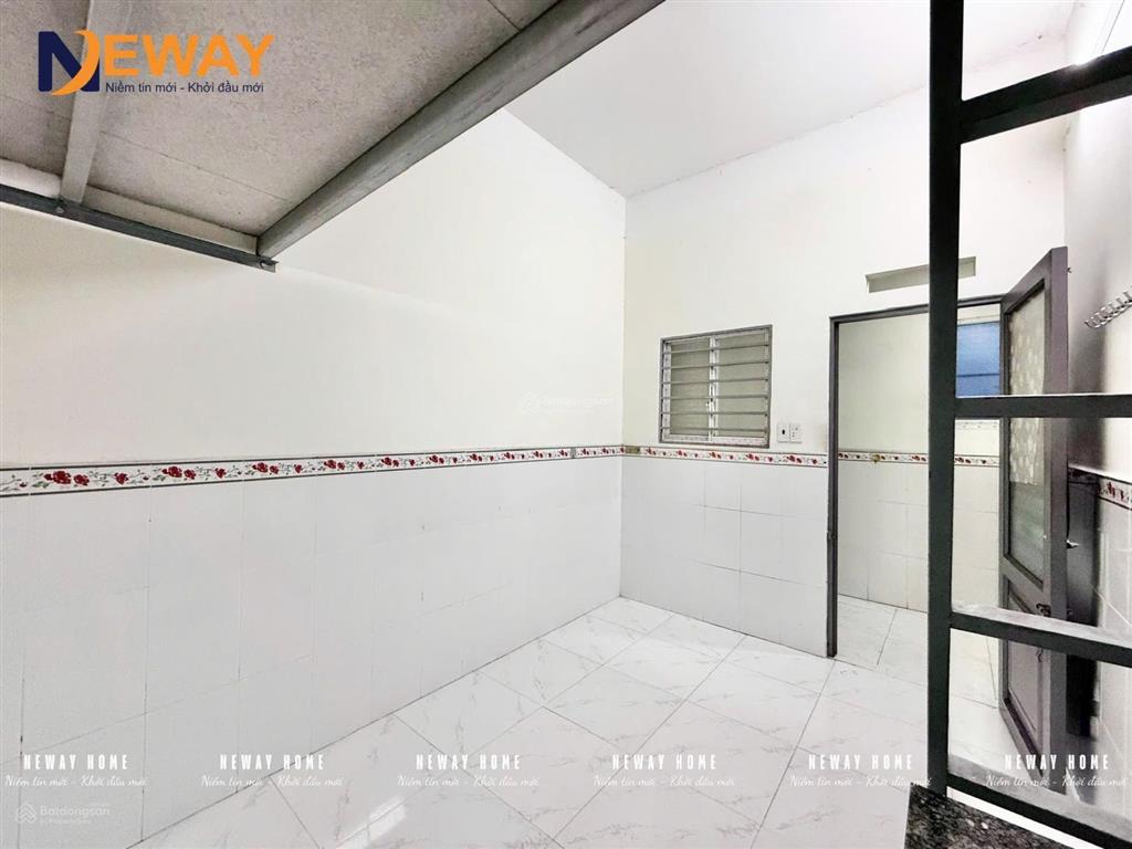 Hàng hiếm tại lê văn quới, 2,2 triệu, 18m2, phòng trọ cơ bản cho thuê