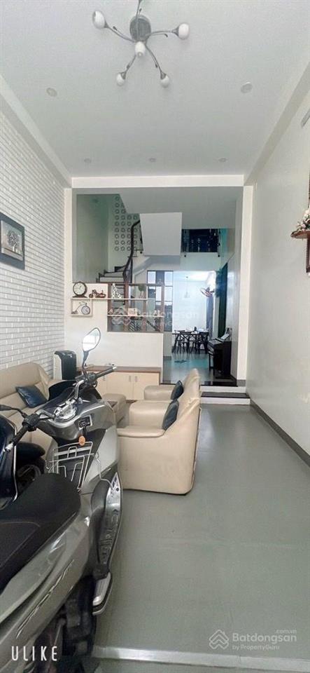 Bán nr 766.16..., cách mạng tháng tám, 12 tỷ, 61m2, giá siêu hời, view đẹp