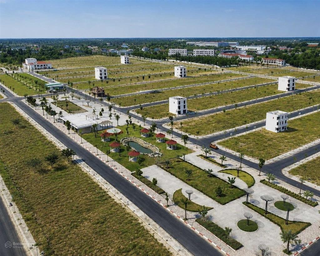 Cần ra lô đất 80m2, nằm ngay kcn vsip 4  5, mặt tiền đt741, sổ riêng từng nền