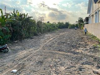 Chính chủ bán 2.135 m2 đất gần bệnh viện số 10, vị trí đẹp sẵn nền, đã ép cọc, sẵn 300m2 thổ cư