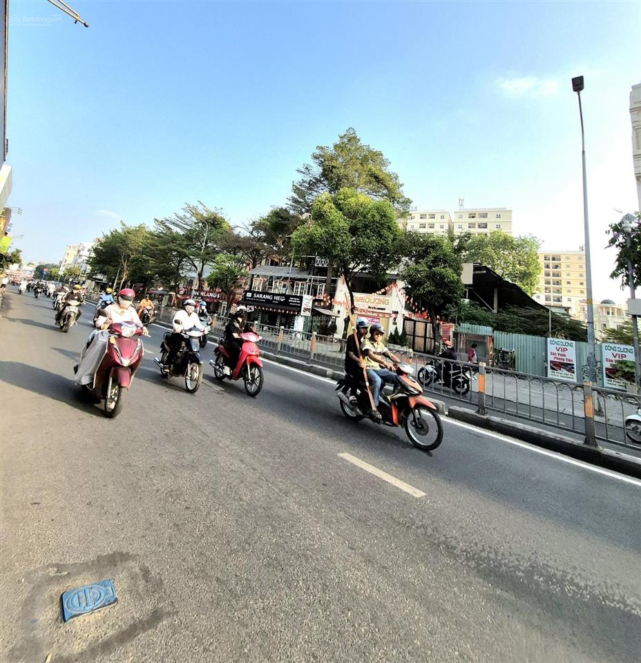 Bán nhà mặt tiền đường phan văn trị, p10  70m²  2 tầng  8 tỷ 8