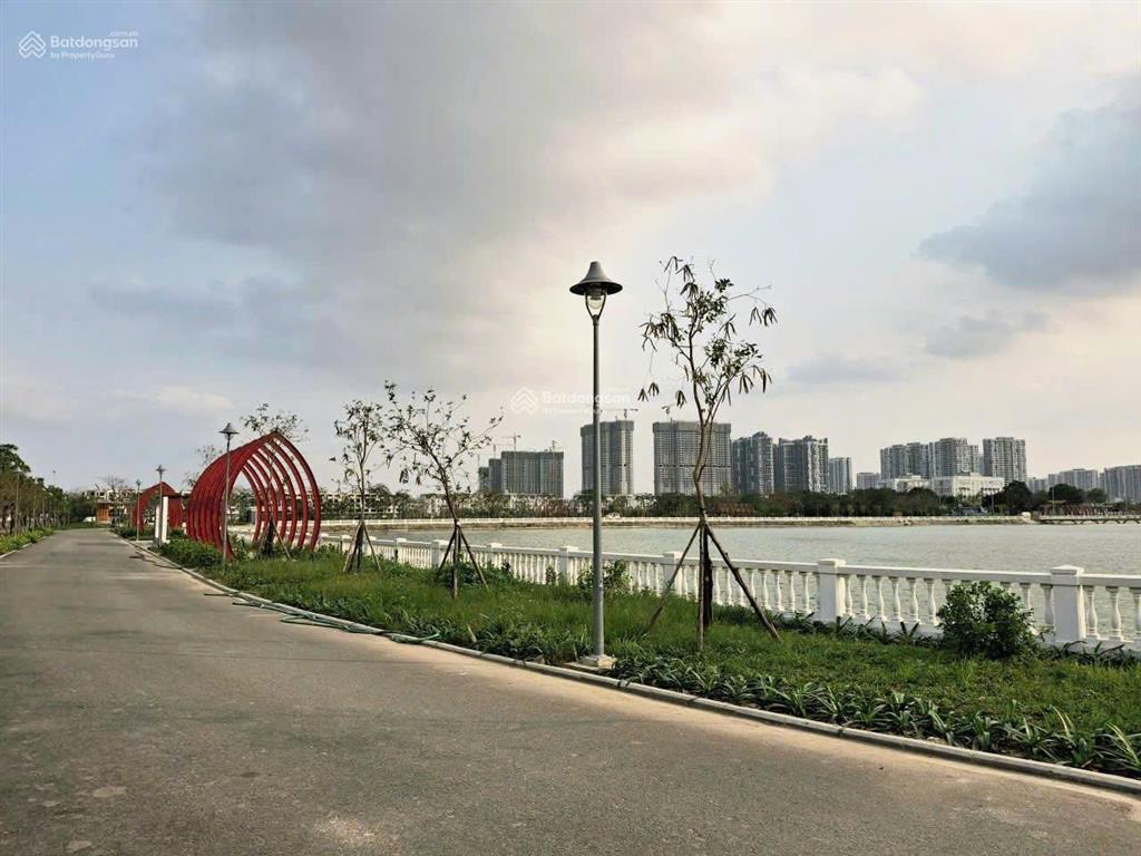 Hot deal gia lâm! suất ngoại giao hanoi oriental  sổ đỏ trao tay  chiết khấu khủng 17%!