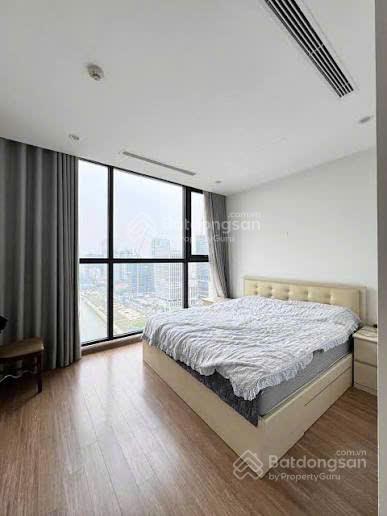 Chính chủ cần bán căn hộ flc 265 cầu giấy 3pn, full nội thất, sổ đỏ sẵn sàng, giá không thể rẻ hơn