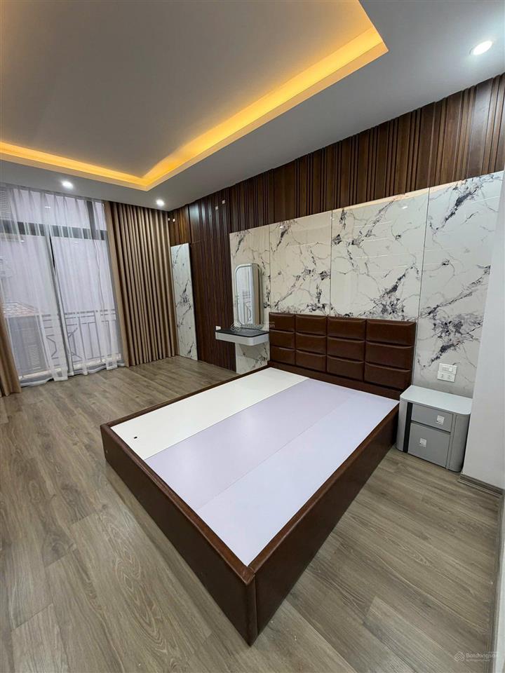 Nhà phố nguyễn thị định  cầu giấy, dt 80m² x 6 tầng thang máy, hai thoáng, ô tô đỗ.  0988 138 ***