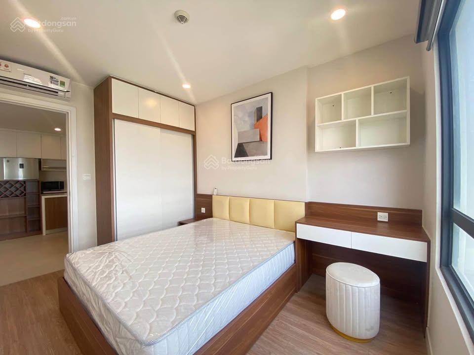 Cho thuê căn góc 3pn full nội thất tòa quang minh n02t3 ngoại giao đoàn,dt 102m2,view hồ