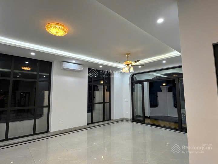 Cho thuê biệt thự liền kề louis đại mỗ , nhà mới, đẹp full nội thất .giá chỉ 30 triệu