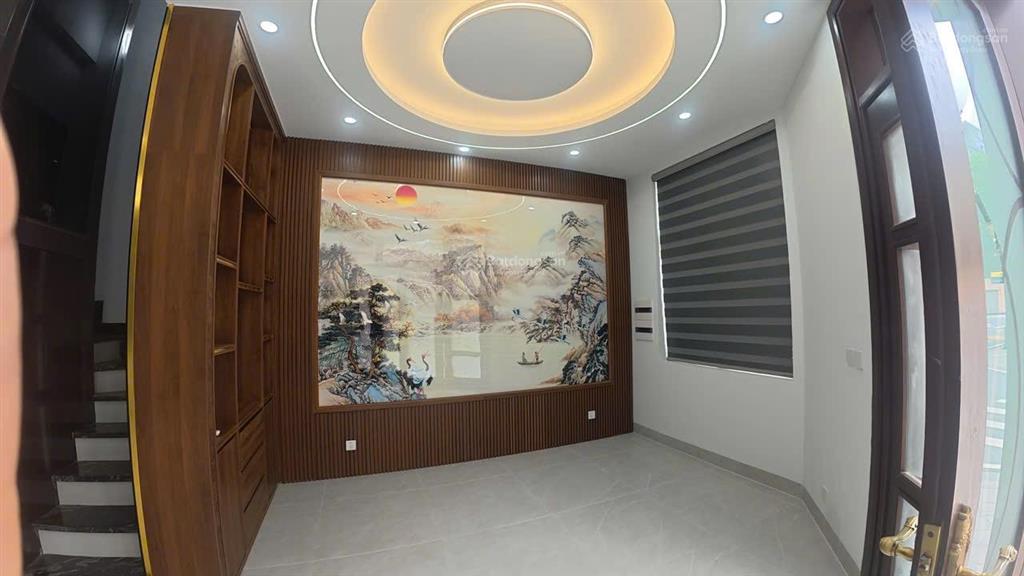 Chỉ 25 triệu  biệt thự 5 tầng thang máy full nội thất khu sao biển vop1