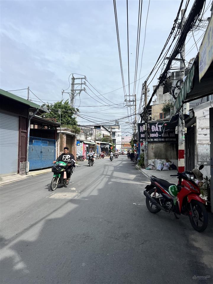 Đất tặng nhà cấp 4  tân thới hiệp 21  6m x 17m  nhỉnh 5 tỷ tl