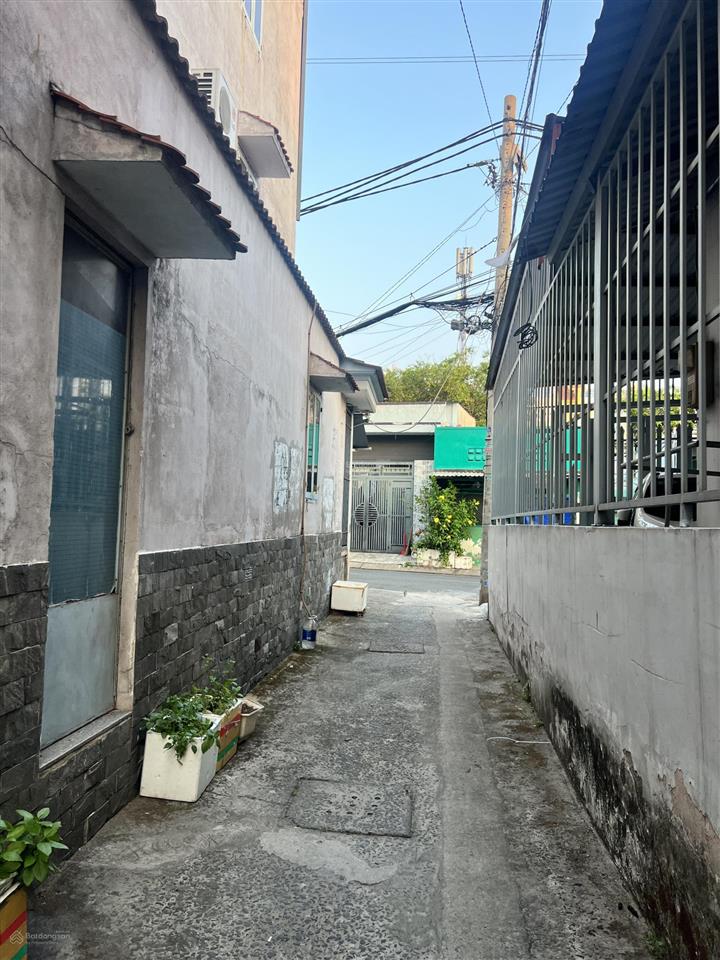 Nhà trung mỹ tây q12  song hành  4m x 14m  3 phòng ngủ  nhỉnh 3 tỷ tl