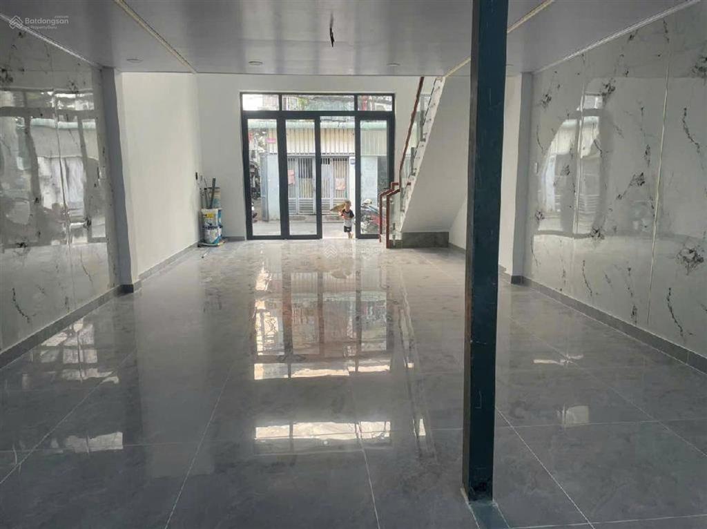Nhà hẻm tải 10m thông lê văn khương q12 5m x 18m dòng tiền 10tr/th nhỉnh 5ty tl