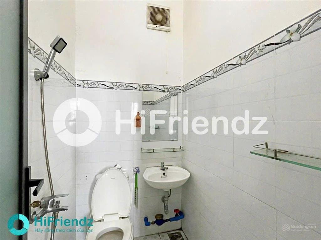 Cho thuê căn hộ dịch vụ cao cấp đầy đủ nt bảo vệ 24/7toà nhà có thang máy ngay đầm sen