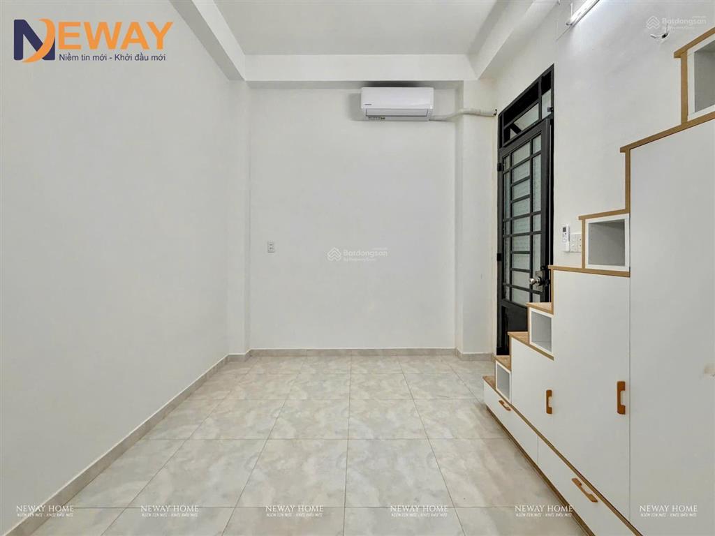 Cho thuê phòng trọ rộng 30m² sẵn nội thất, giá tốt nằm ngay đường lớn hoàng hoa thám