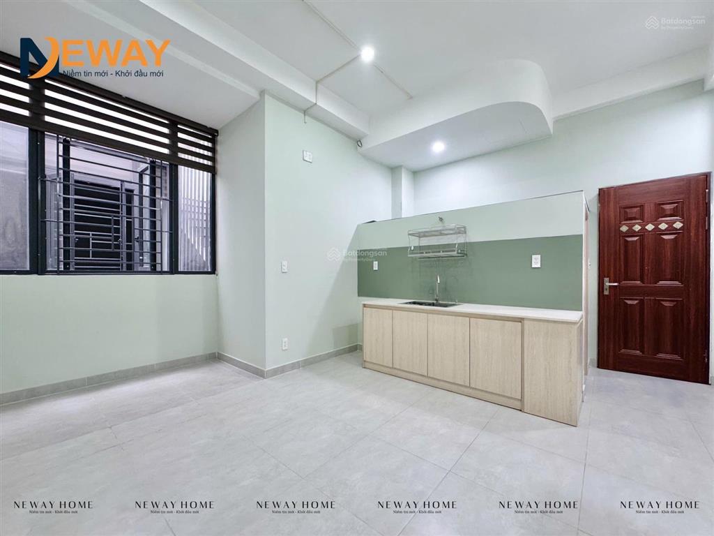Cho thuê phòng trọ rộng 30m2 ngay etown cộng hòa, full nt, thang máy, giờ giấc tự do