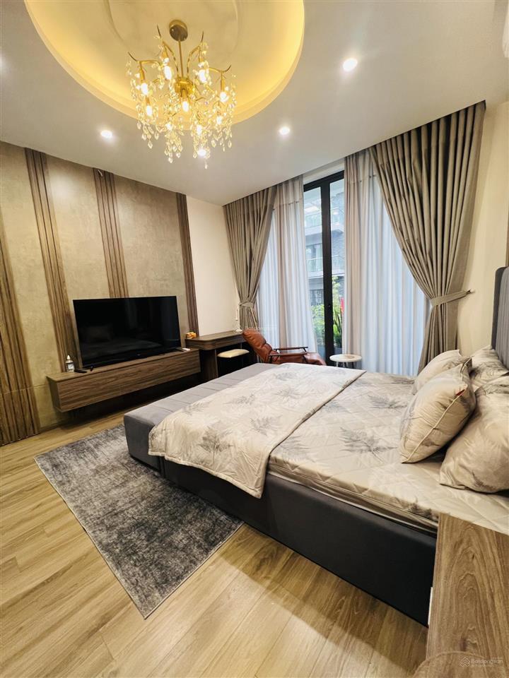 Cho thuê nr 150m2, 10 triệu vnd/tháng, 2pn, 2wc có sân vườn tại 2b ngõ 42 an dương vương, hà nội