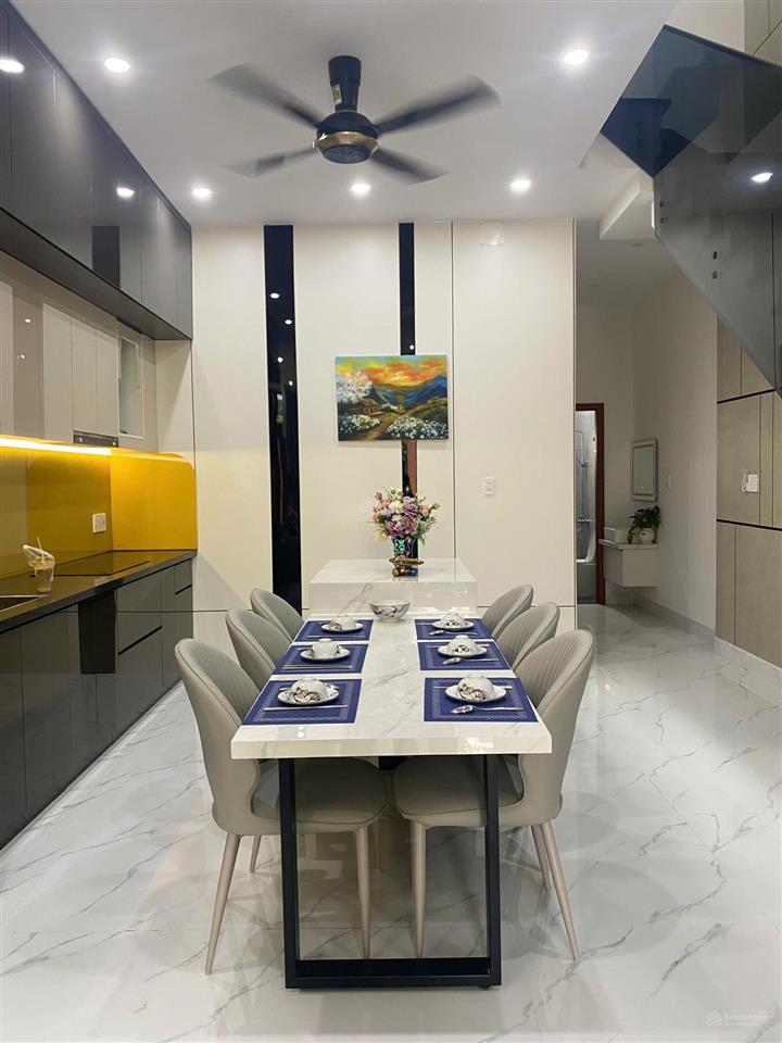 Nhà 3 tầng thanh lương 31 diện tích rộng, không gian thoáng, giá trị bền vững