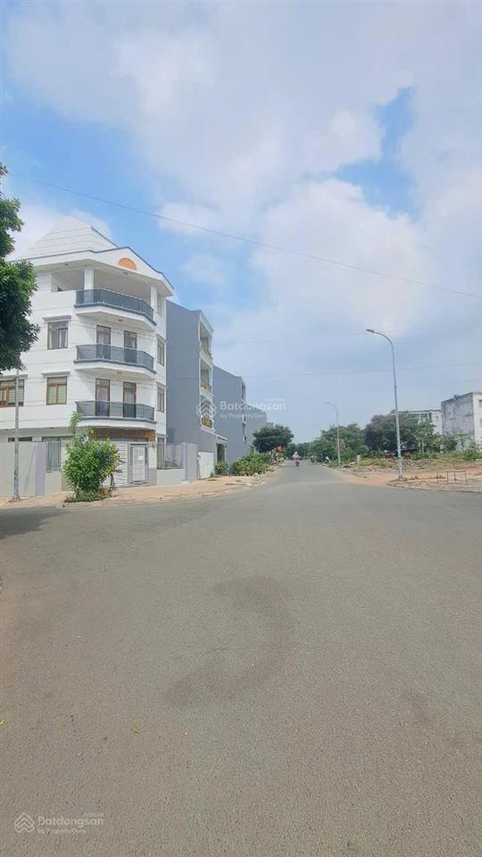 Bán đất đường số 7, linh xuân  kdc êm đềm  80m2  giá 6.6 tỷ