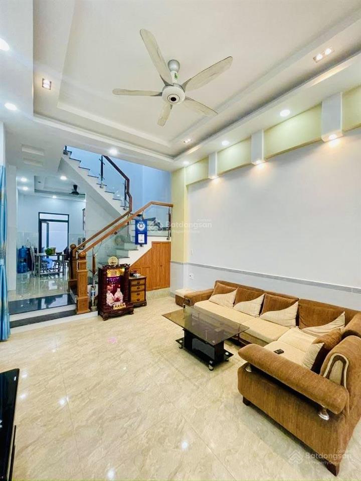 Gấp định cư giảm 500 triệu  bán nhanh 4 tầng  4m3x18m  hẻm xe hơi  phạm văn bạch