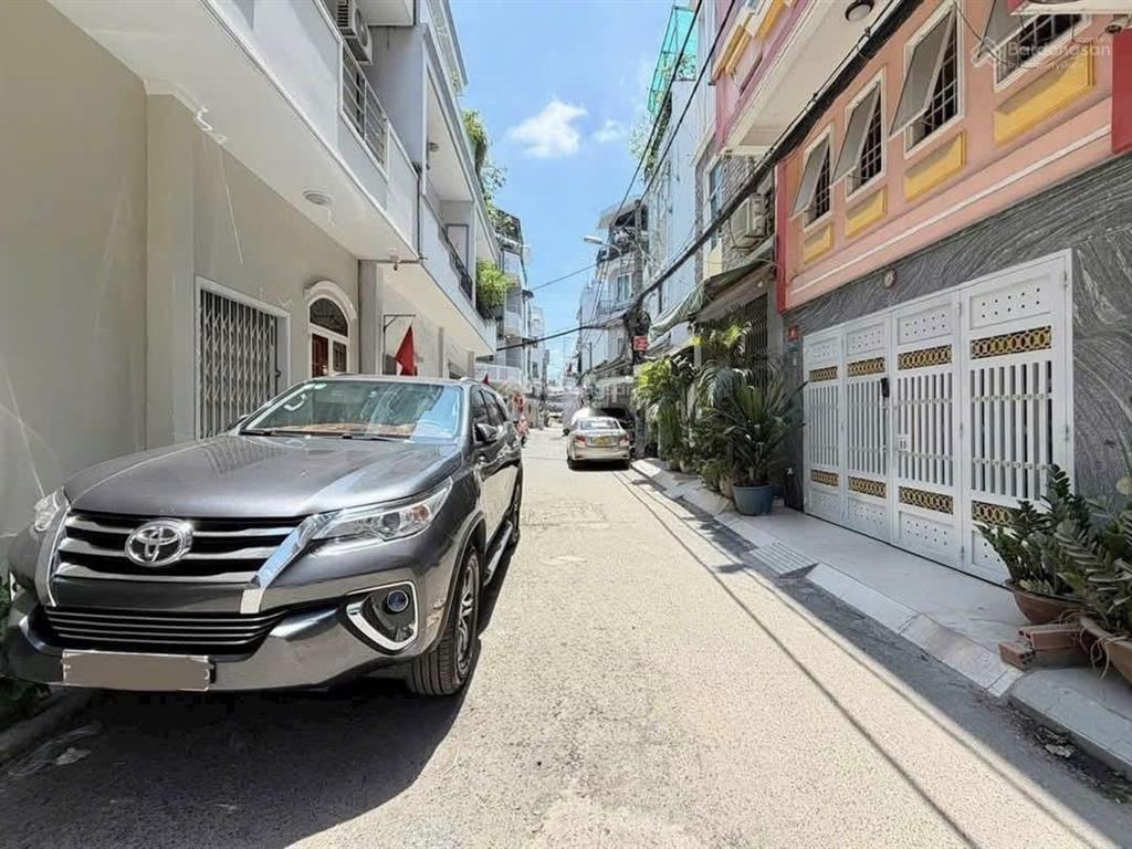 Gấp định cư giảm 500 triệu  bán nhanh 4 tầng  4m3x18m  hẻm xe hơi  phạm văn bạch