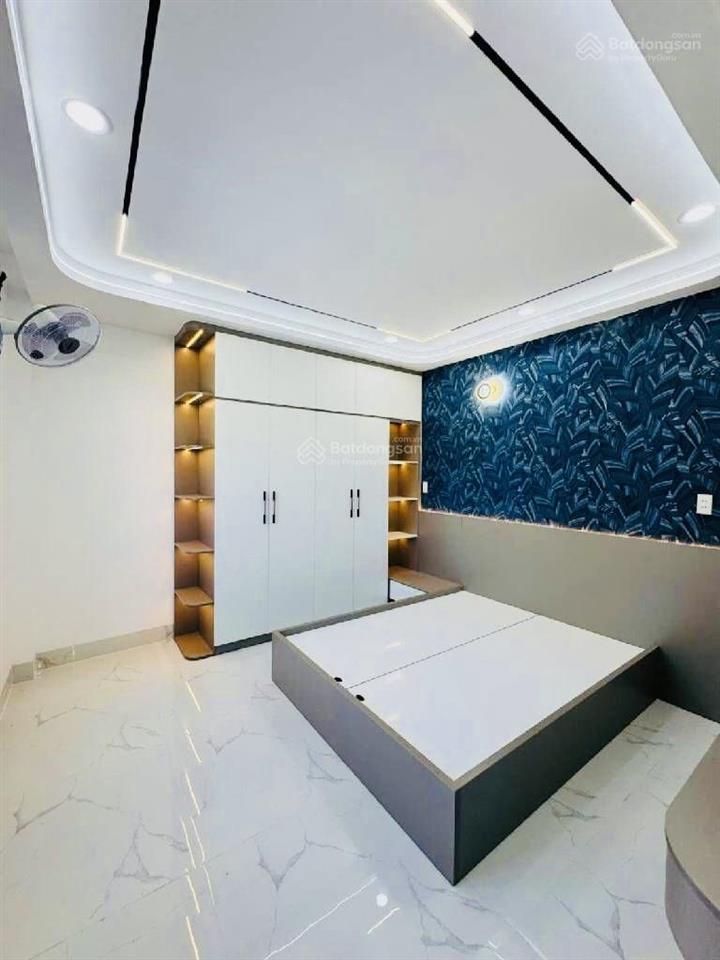 Bán nhà lô góc cực đẹp bình tân hương lộ 2 53m2 giá 7.9tỷ  hẻm xe hơi tặng full nội thấ xịn xòn.