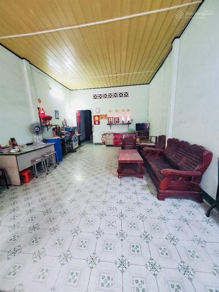 Nhà giảm 500tr còn 8,2tỷ 112,90m2 nở hậu  giáp ngã 4 bốn xã hẻm 2 xe hơi né nhau thông tứ tung shr