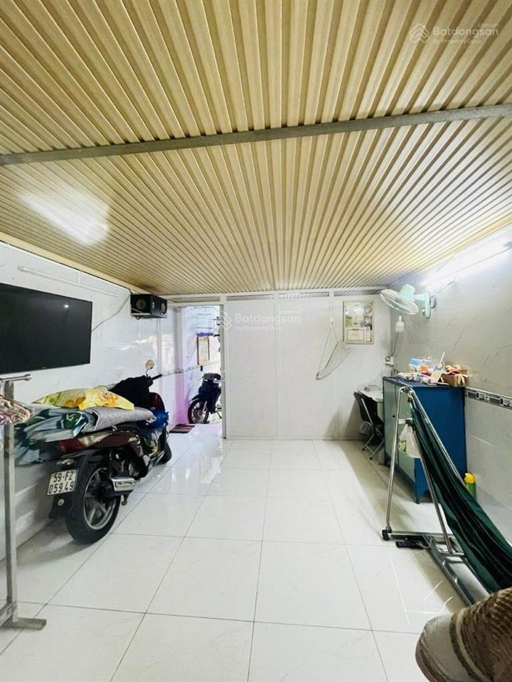 Nhà 60m2 hẻm xe hơi giáp khu tên lửa giá 5.3tỷ  2p di chuyển ra aeon bình tân  shr sang tên nhanh