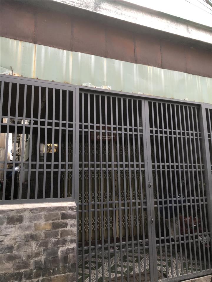 104m2 c4 cũ tiện xây mới hẻm thông, ngay chợ bà hom tỉnh lộ 10, tân tạo, shr hoàn công đủ