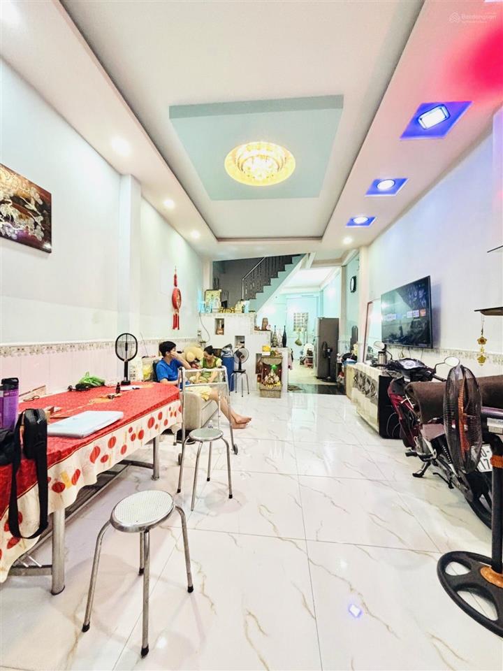 70m2 xe hơi đậu cửa chỉ 5.3tỷ  giáp tỉnh lộ 10 khu tên lửa aeon mall bình tân, shr vuông hoàn công